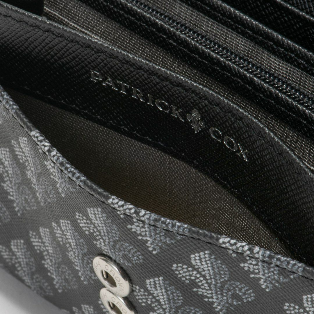 PATRICK COXカラフルメゾン L字ファスナー折り財布 ブラック