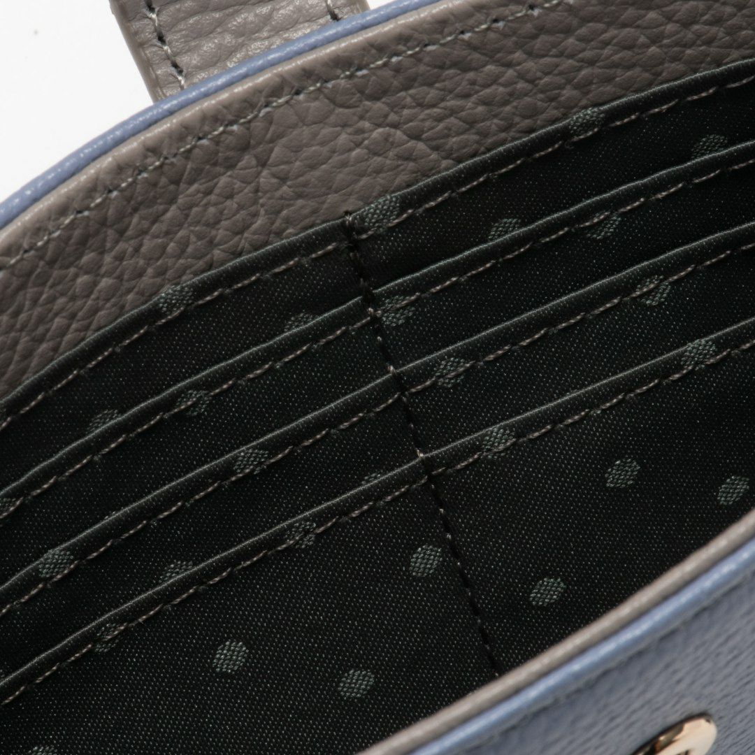 U by ungaroシルヴィー 薄型長財布 ブルー