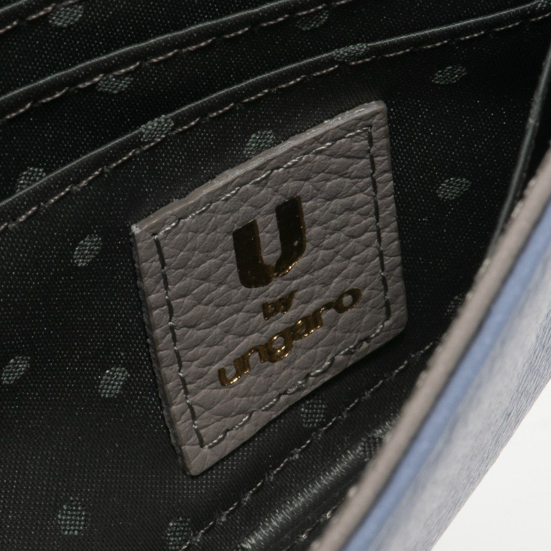 U by ungaroシルヴィー 薄型長財布 ブルー