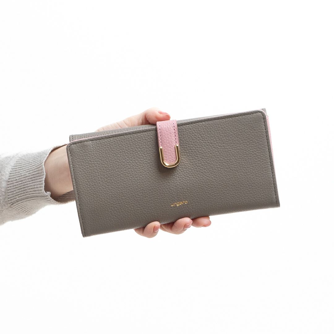 U by ungaro シルヴィー 外ポケット二つ折り長財布