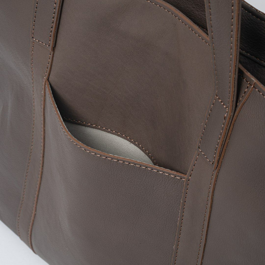 MARGARET HOWELL idea オークショット トート モカ