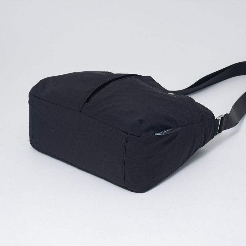 MARGARET HOWELL idea コープマン ショルダー ブラック