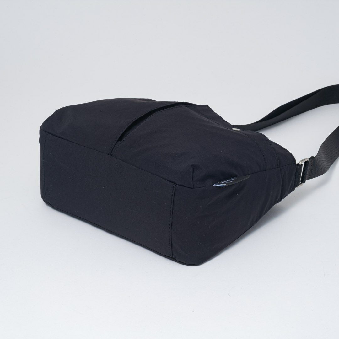 MARGARET HOWELL idea コープマン ショルダー ブラック