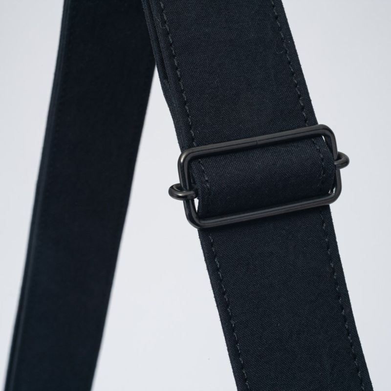 MARGARET HOWELL idea ケルプ ショルダーバッグ(C) ブラック