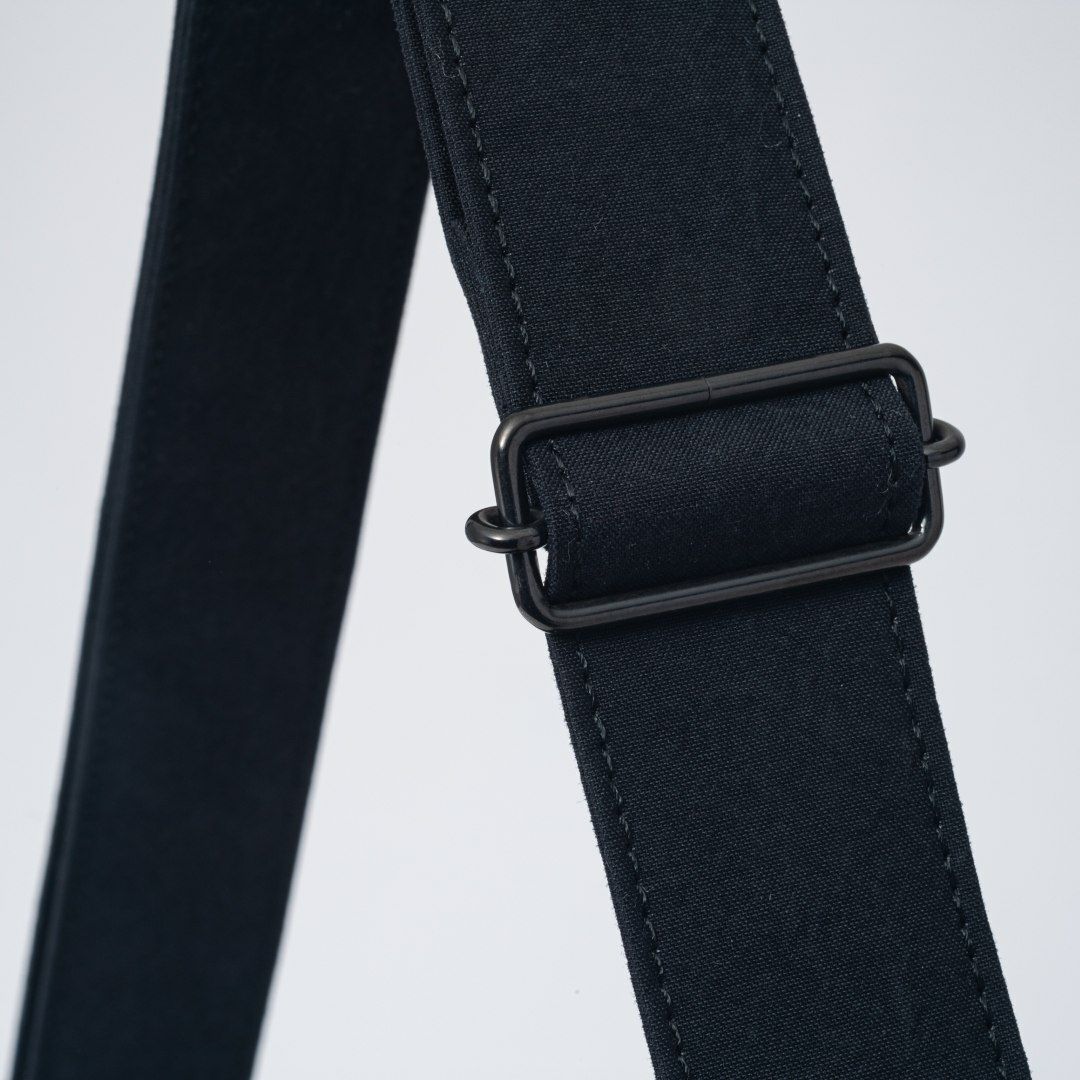 MARGARET HOWELL idea ケルプ ショルダーバッグ(C) ブラック