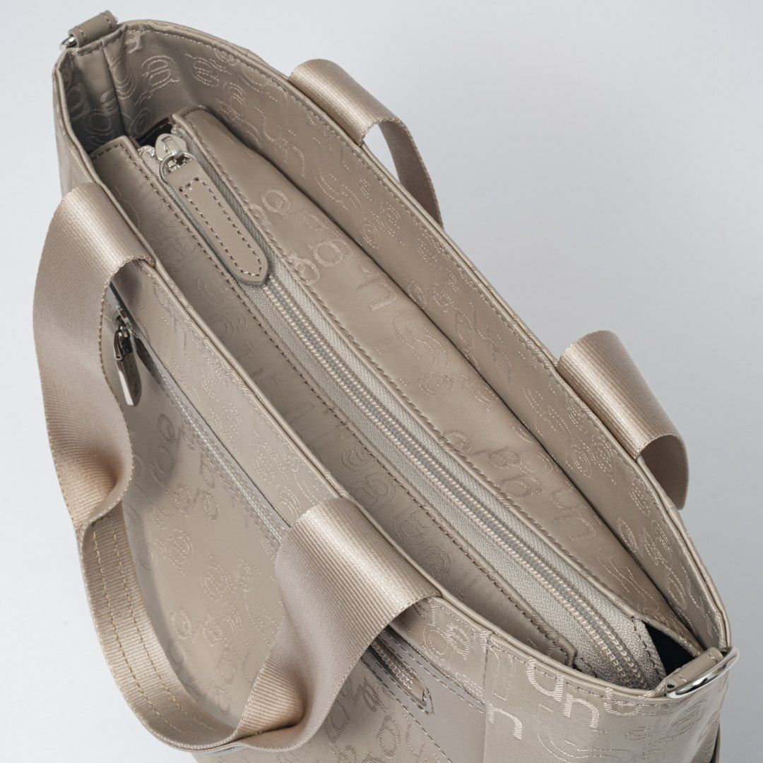 U by ungaro マノン 2WAYハンド ベージュ