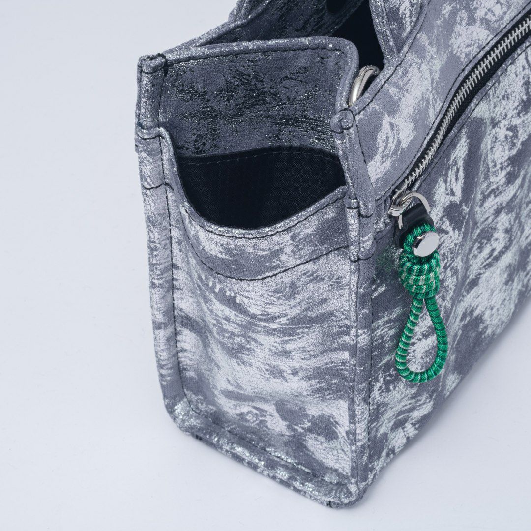 MANIUNO NOVATEX スクエアミニトート(S)【MUMH5EM2】 シルバー