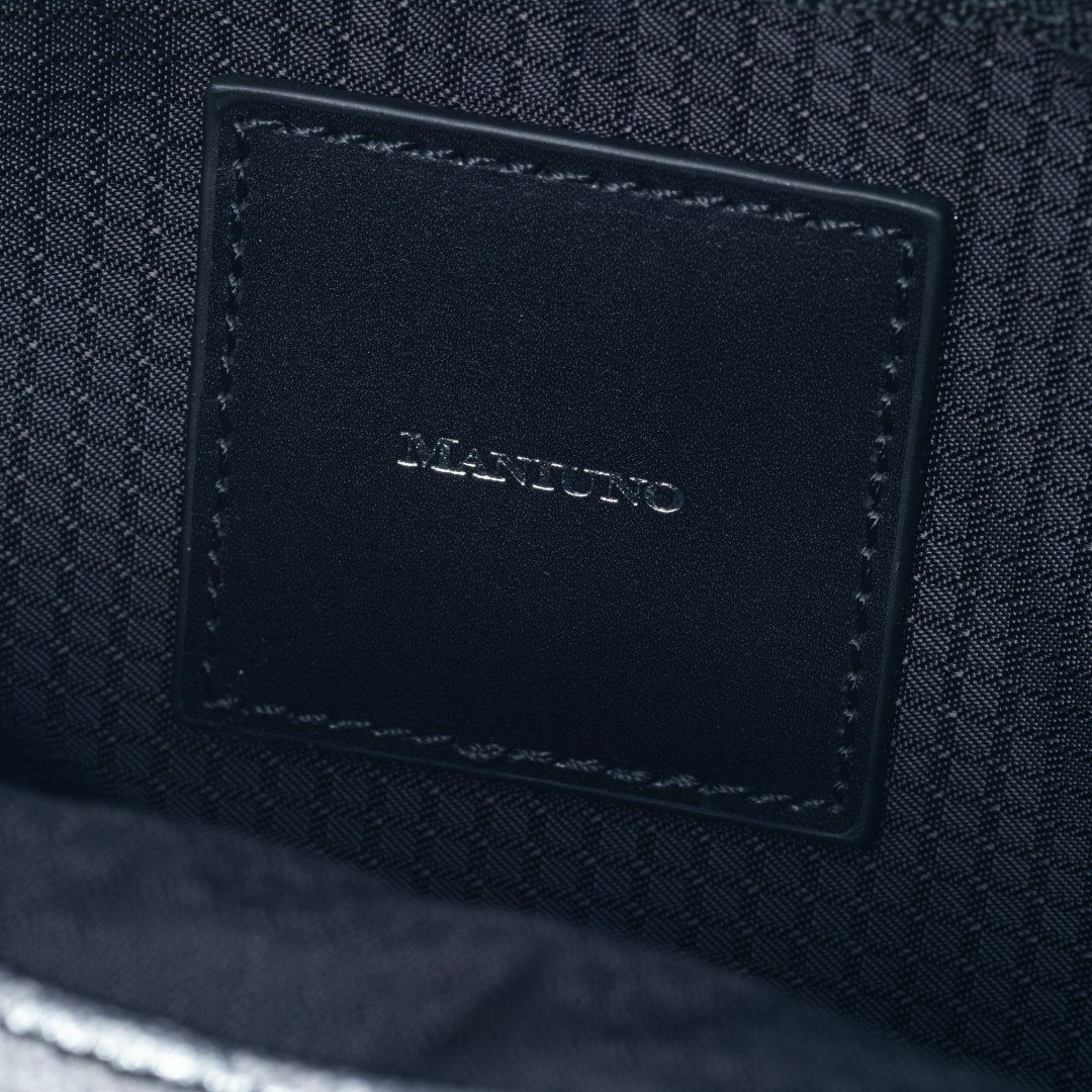 MANIUNO NOVATEX スクエアミニトート(S)【MUMH5EM2】 シルバー