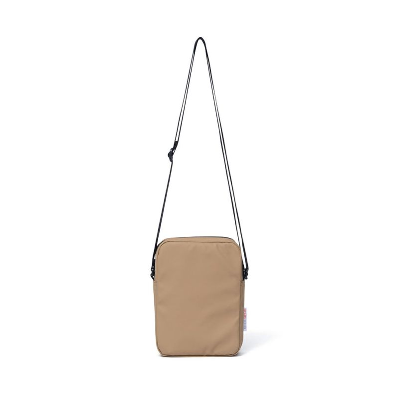BEAMS DESIGN ELASTIC MESH ショルダーバッグ【BMMH0BS9】 サンドベージュ