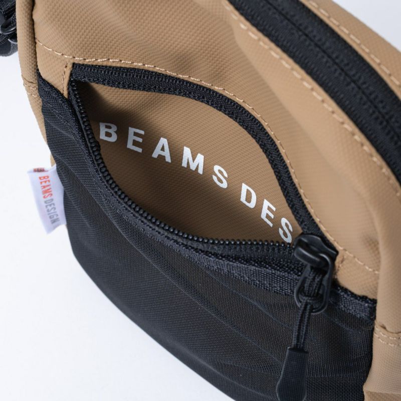 BEAMS DESIGN ELASTIC MESH ショルダーバッグ【BMMH0BS9】 サンドベージュ