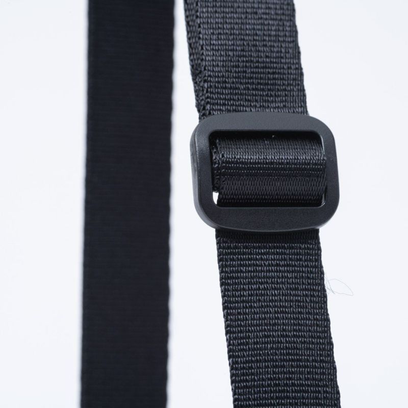 BEAMS DESIGN ELASTIC MESH ショルダーバッグ【BMMH0BS9】 サンドベージュ