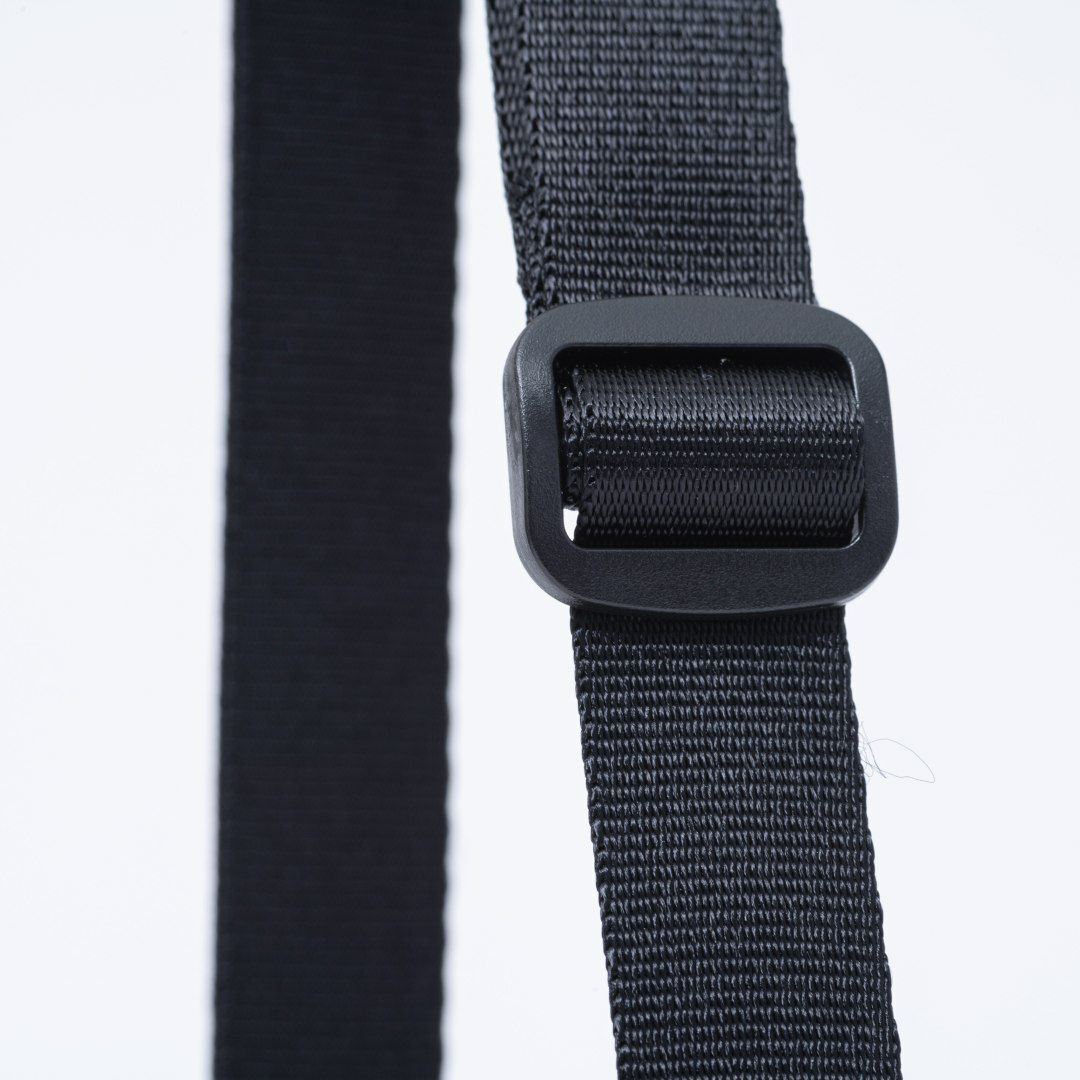 BEAMS DESIGN ELASTIC MESH ショルダーバッグ【BMMH0BS9】 サンドベージュ