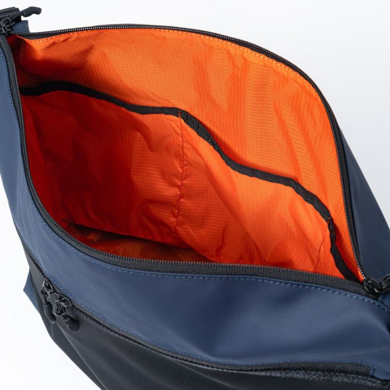 BEAMS DESIGN ELASTIC MESH ショルダーバッグ【BMMH0BSA】 ネイビー