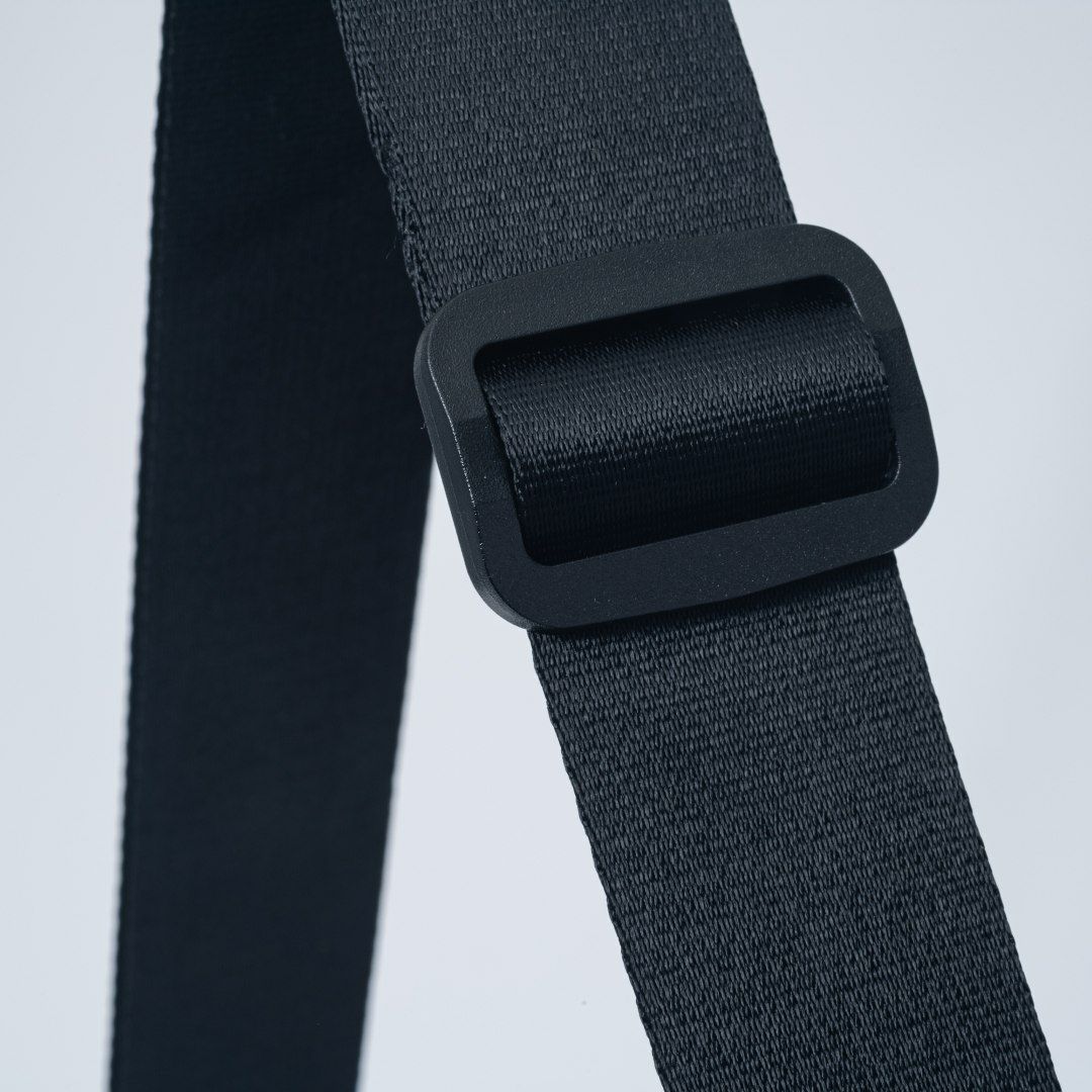 BEAMS DESIGN ELASTIC MESH ショルダーバッグ【BMMH0BSA】 ネイビー