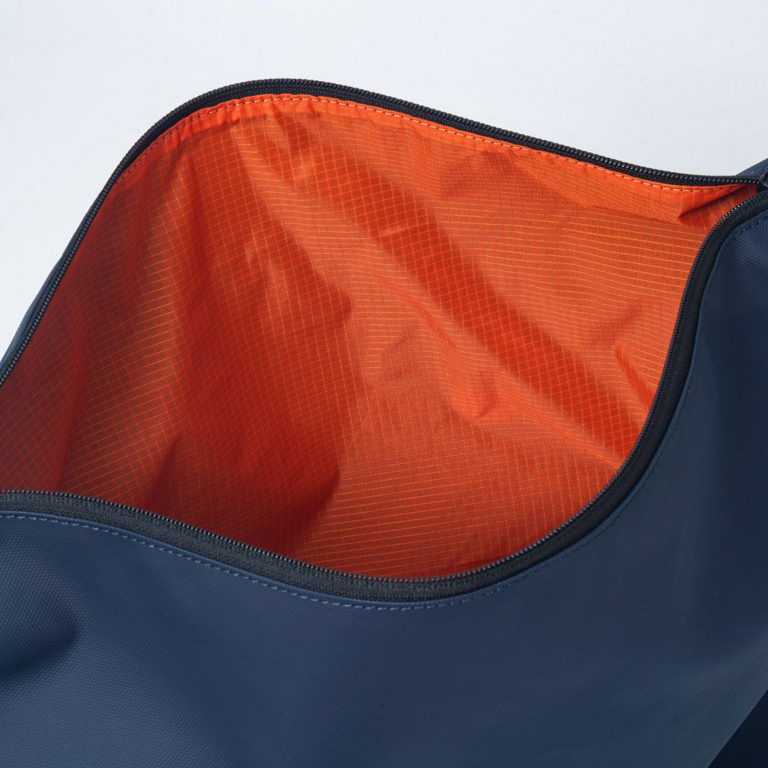 BEAMS DESIGN ELASTIC MESH ショルダーバッグ【BMMH0BSA】 ネイビー