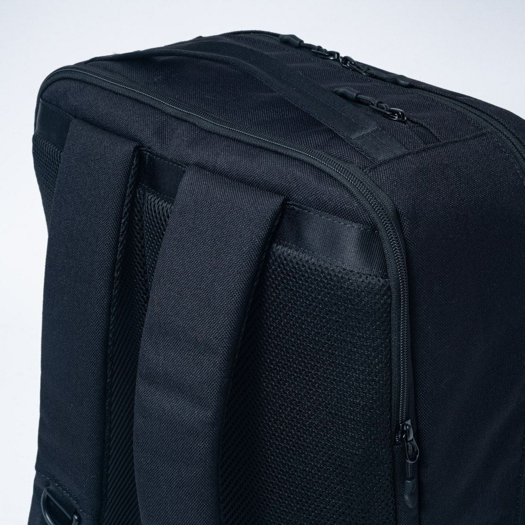 BEAMS DESIGN ELASTIC MESH ROUTINE バックパック(LL) レッド