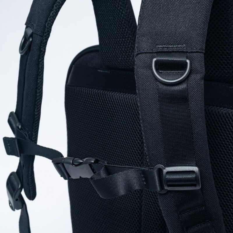 BEAMS DESIGN ELASTIC MESH ROUTINE バックパック(LL) レッド