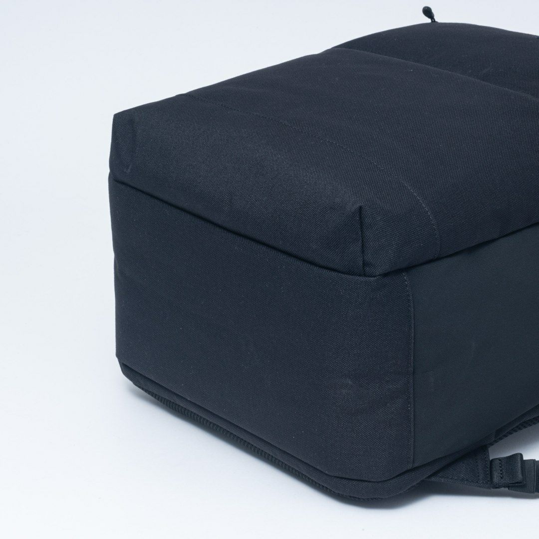 BEAMS DESIGN ELASTIC MESH ROUTINE バックパック(LL) レッド