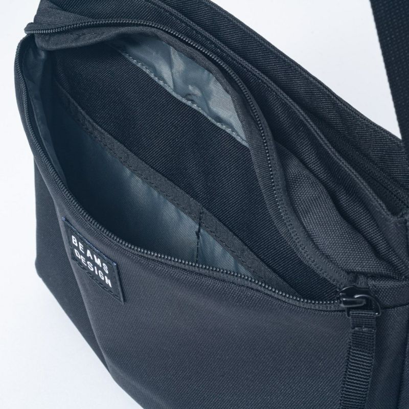 BEAMS DESIGN Every One サコッシュバッグ ブラック