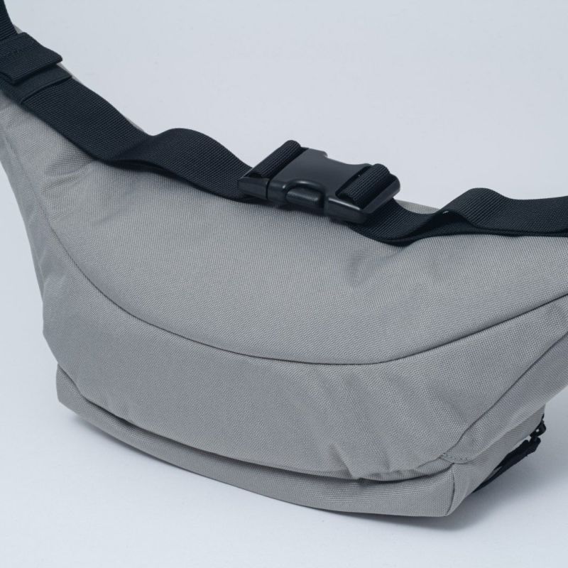 BEAMS DESIGN Every One 横型ボディバッグ グレー