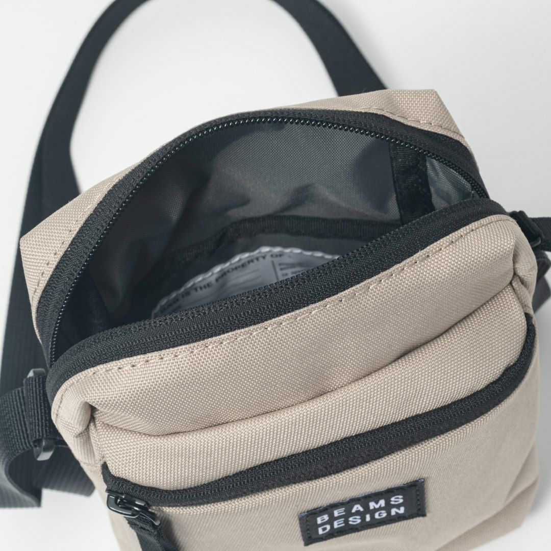 BEAMS DESIGN Every One 縦型ショルダーバッグ ベージュ