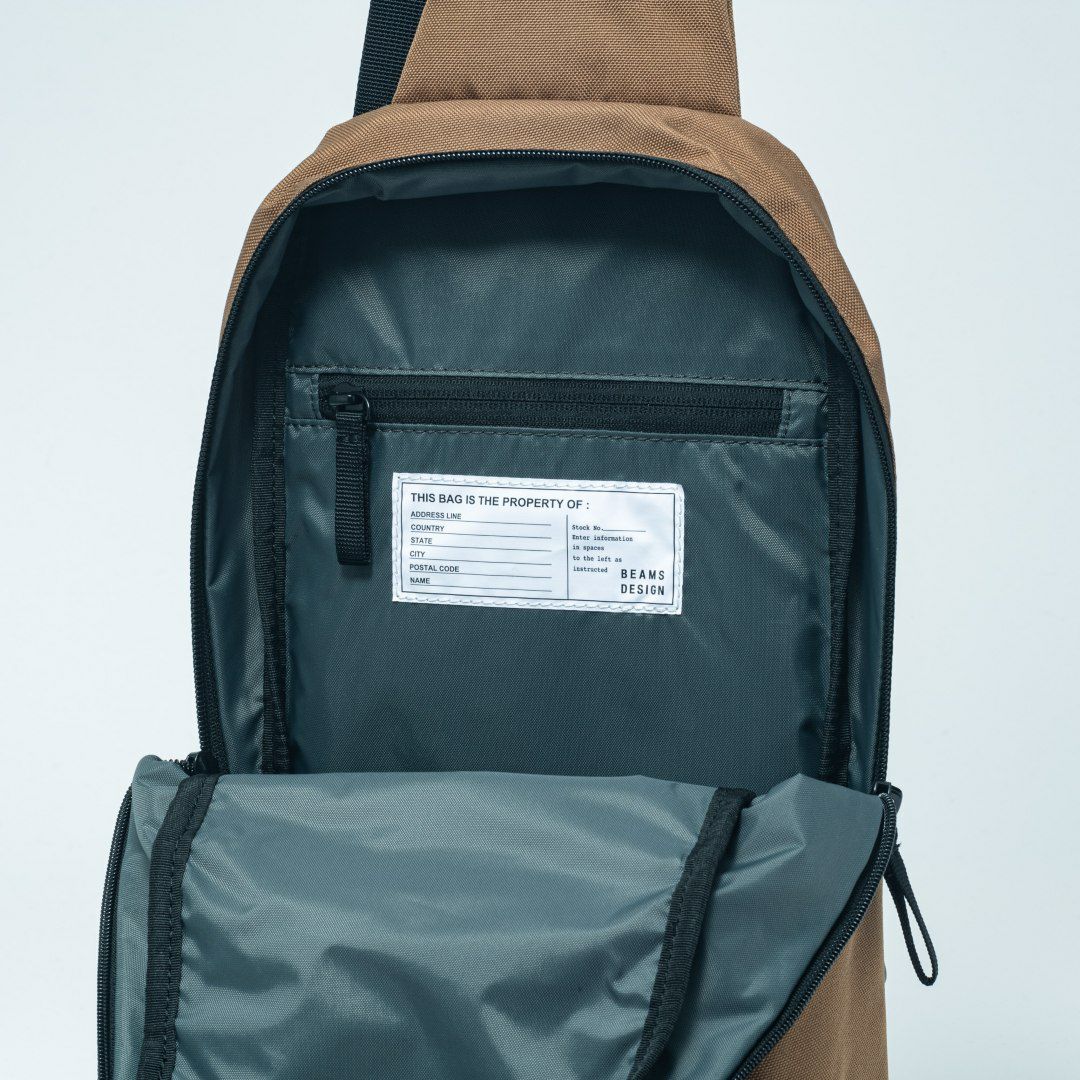 BEAMS DESIGN Every One 縦型ボディバッグ ブラウン