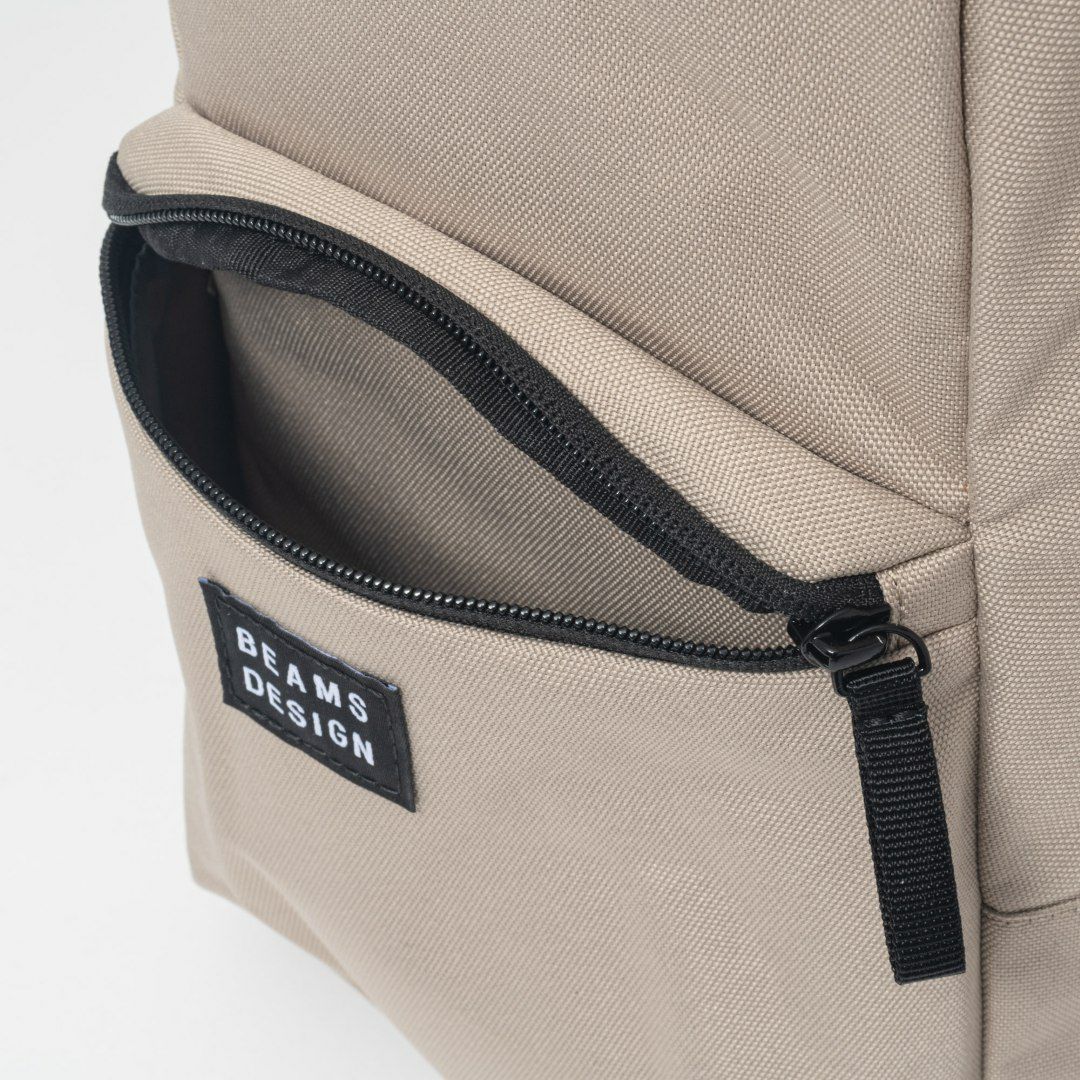 BEAMS DESIGN Every One 縦型ボディバッグ ベージュ