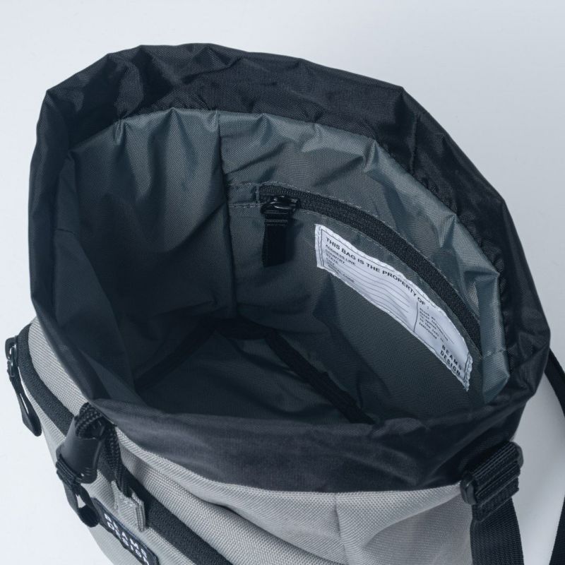 BEAMS DESIGN Every One 巾着型ショルダーバッグ グレー