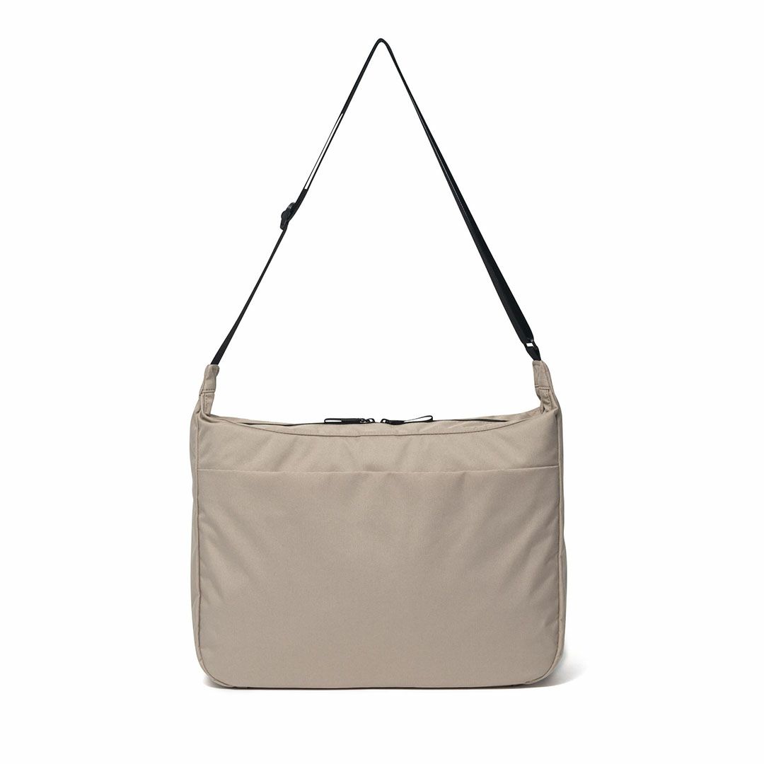 BEAMS DESIGN Every One ショルダーバッグ ベージュ