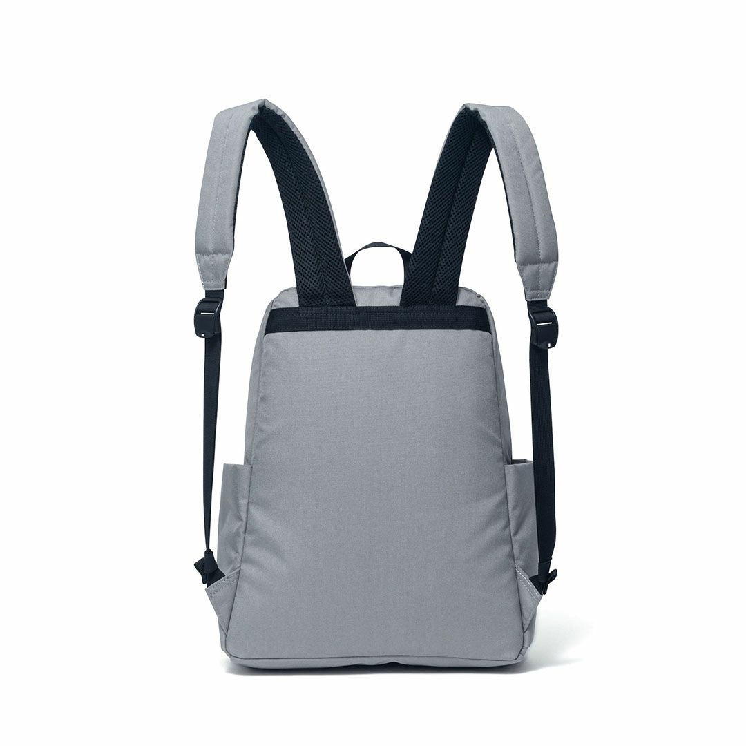 BEAMS DESIGN Every One バックパック グレー