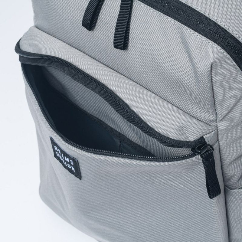 BEAMS DESIGN Every One バックパック グレー