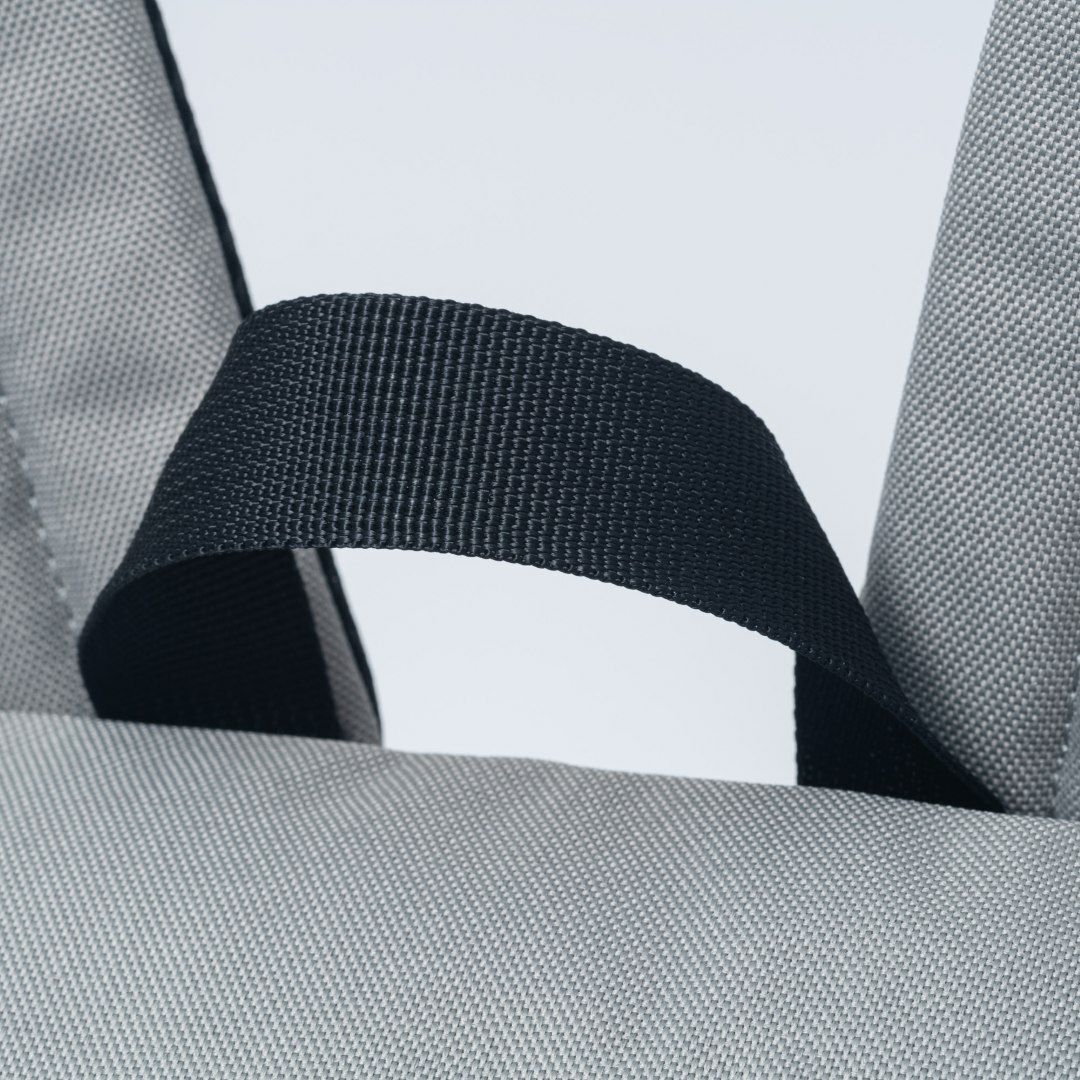 BEAMS DESIGN Every One バックパック グレー