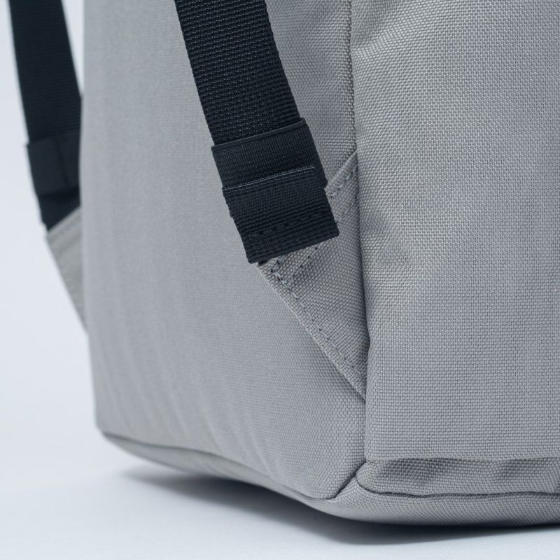 BEAMS DESIGN Every One バックパック グレー