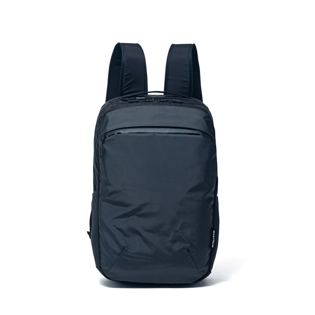 BEAMS DESIGN Waterproof バックパック(M) ブラック