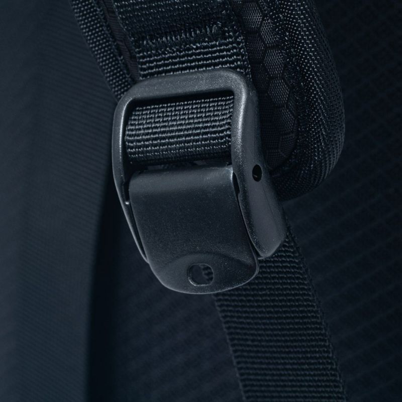 BEAMS DESIGN Waterproof バックパック(M) ブラック