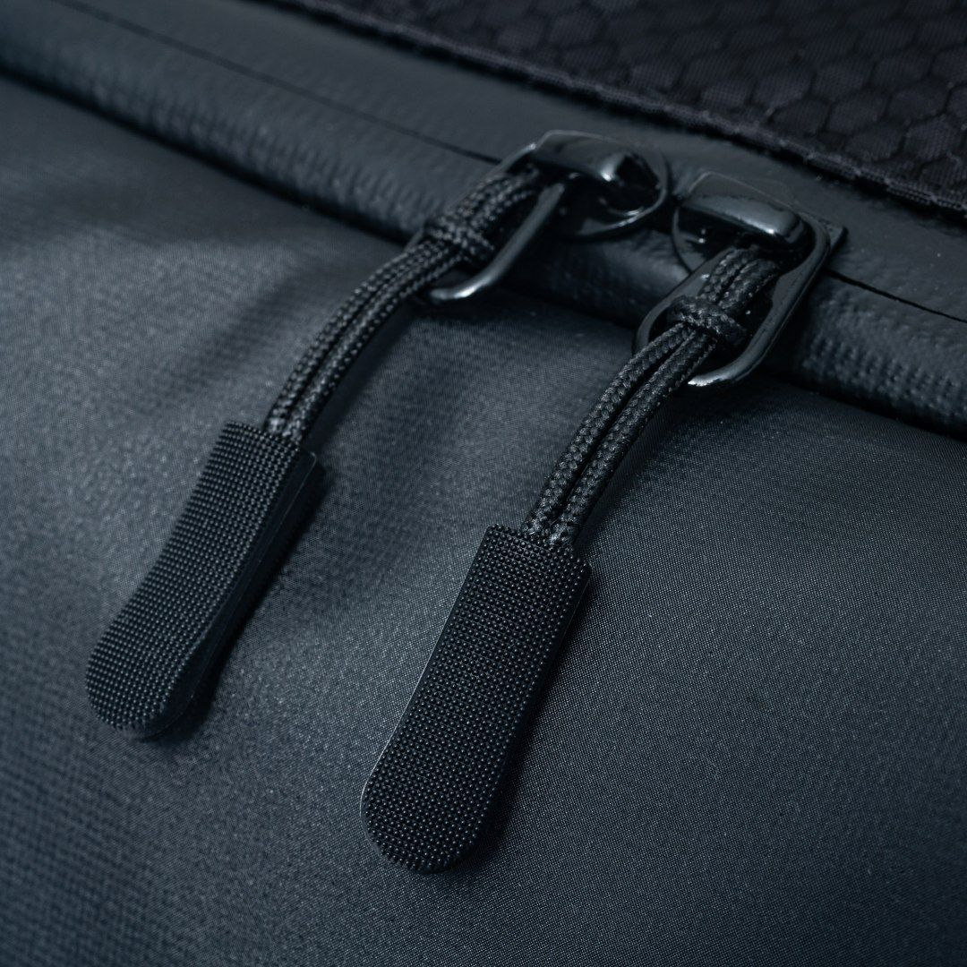 BEAMS DESIGN Waterproof バックパック(S) ブラック