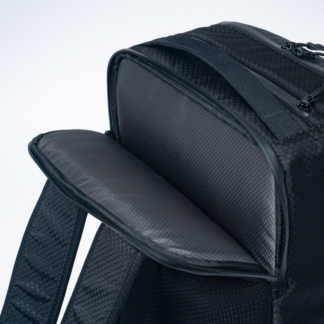 BEAMS DESIGN Waterproof バックパック(S) ブラック