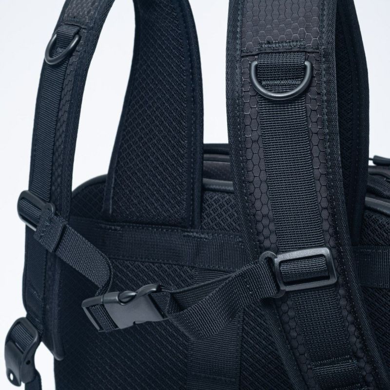 BEAMS DESIGN Waterproof バックパック(S) ブラック