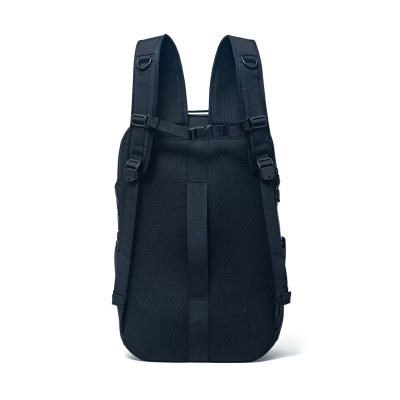 BEAMS DESIGN Waterproof バックパック(L) ブラック