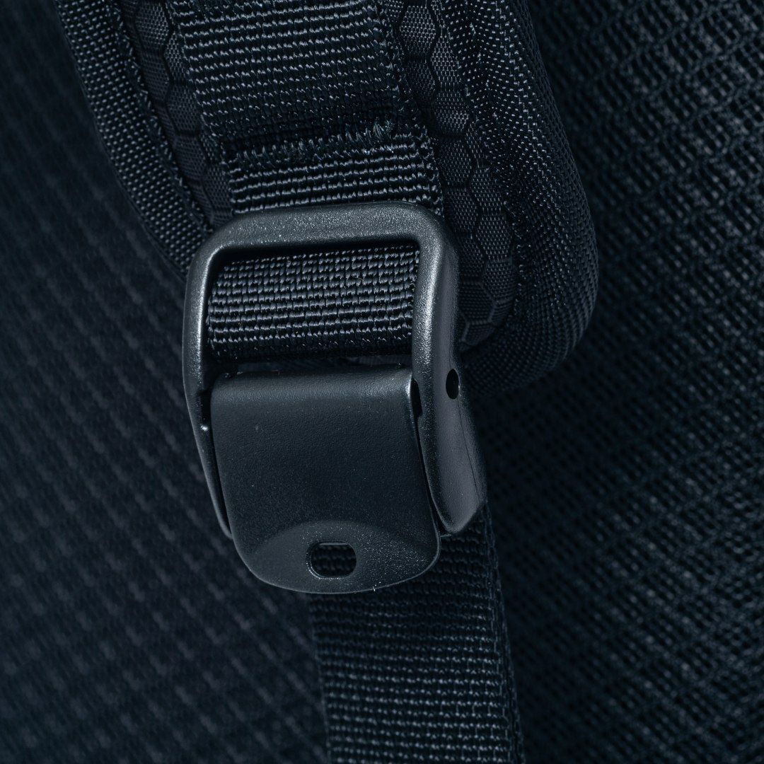 BEAMS DESIGN Waterproof バックパック(L) ブラック