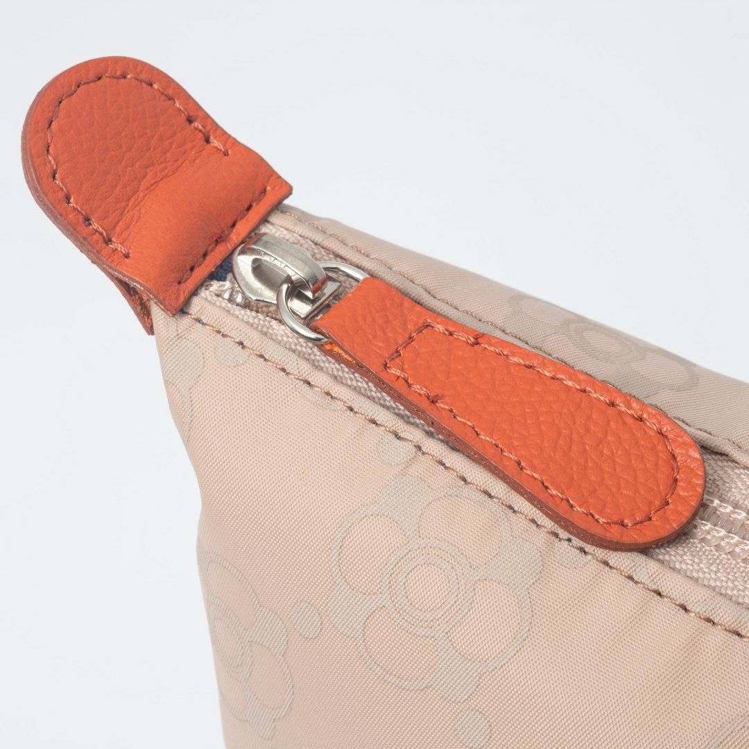 U by ungaroカメリア トート オレンジ