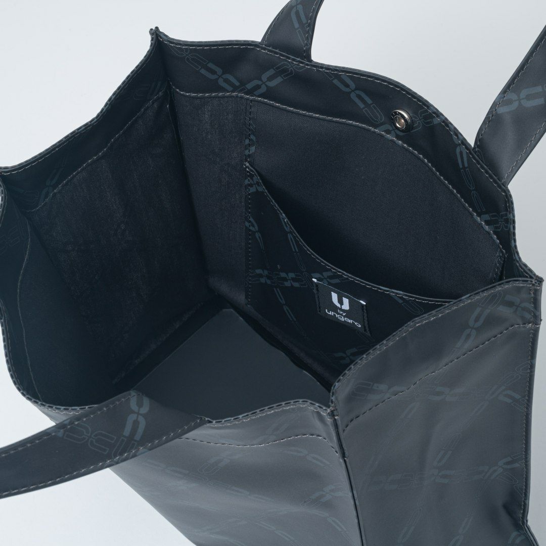 U by ungaroプレッド ハンド ブラック