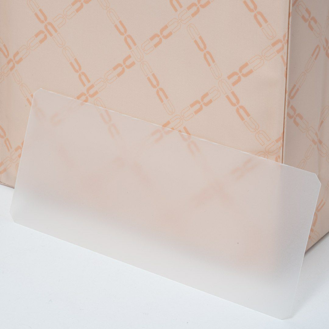 U by ungaroプレッド ハンド コーラルピンク