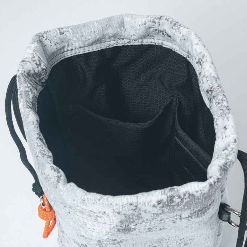 MANIUNO NOVATEX 巾着 ホワイト