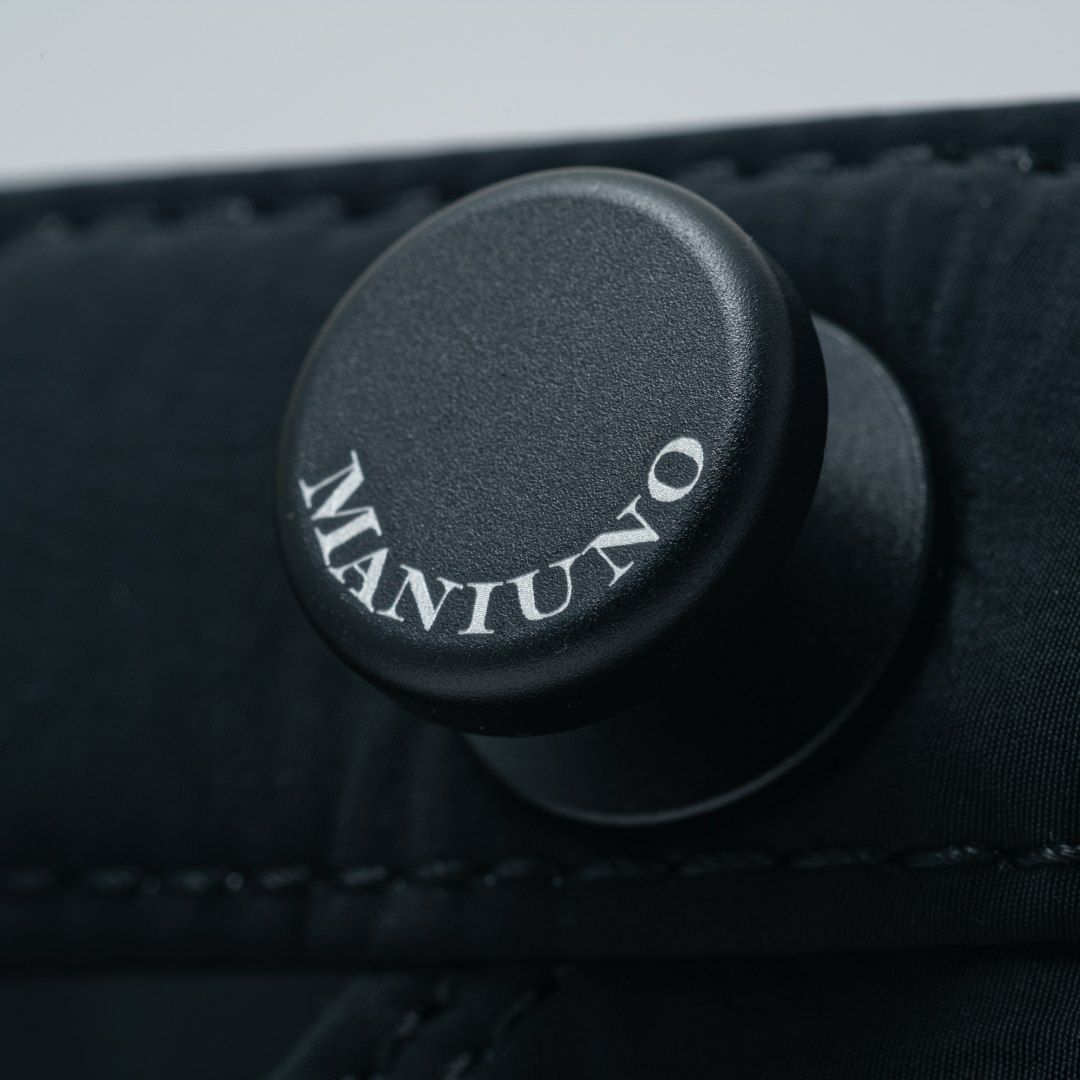 MANIUNO KAJIF トートバッグ(M) ブラック