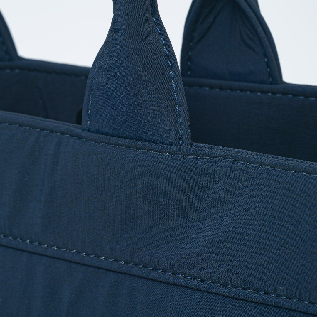 MANIUNO KAJIF スクエアミニトート(M) ネイビー