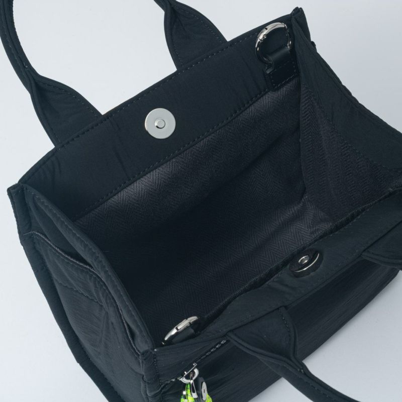 MANIUNO KAJIF スクエアミニトート(S) ブラック