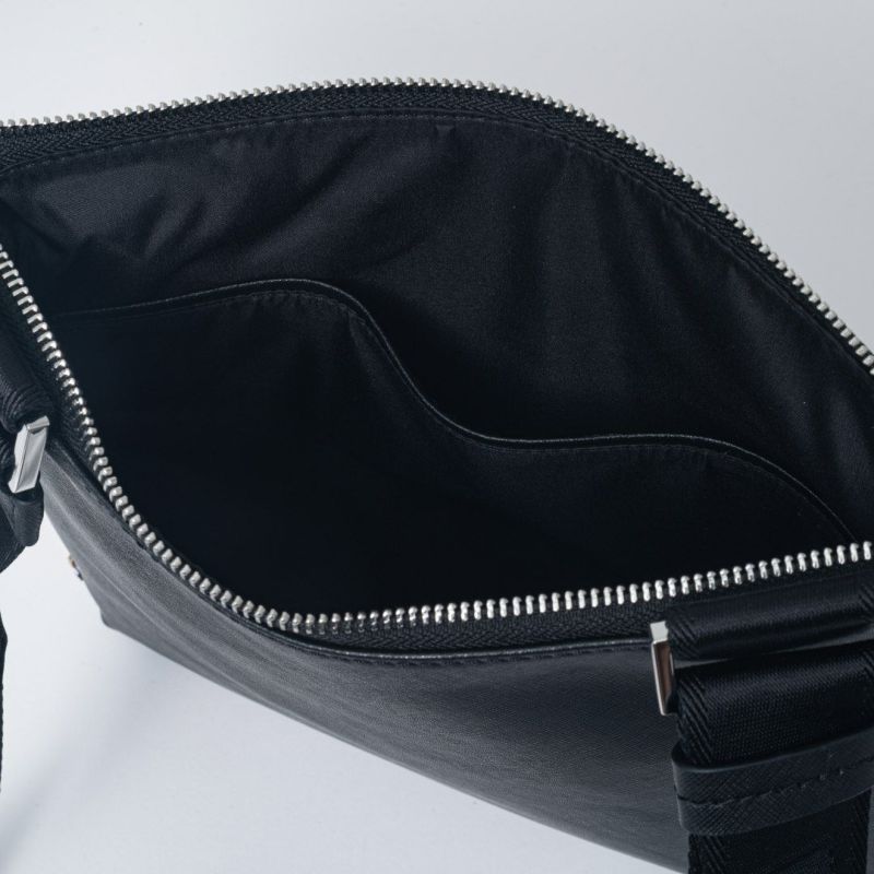 BOSS Zair_S z env large　ショルダーバッグ【HBMH5ZS2】 ブラック