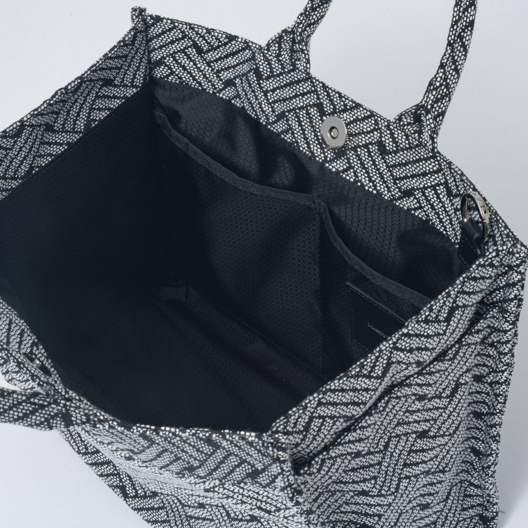 MANIUNO NOVATEX スクエアミニトート(M)【MUMHDSM1】 ブラック