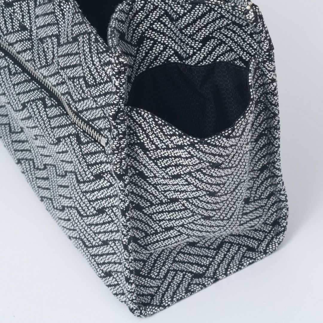 MANIUNO NOVATEX スクエアミニトート(M)【MUMHDSM1】 ブラック